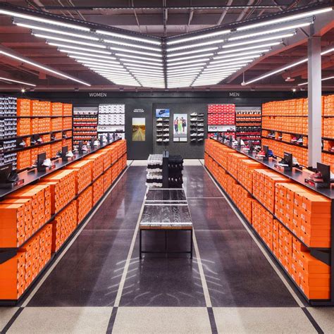 Nike Factory Outlet in Roermond .